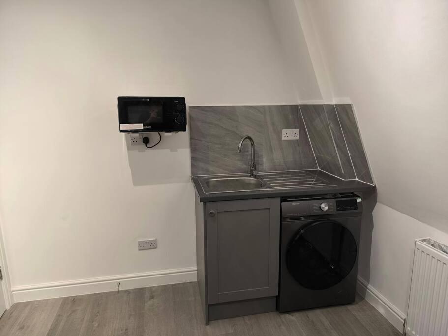 Studio Style Room, Near Tooting Broadway Station London Eksteriør billede
